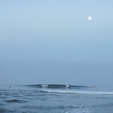 Discover the Blue Mind: How Water Enhances Well-Being and the Joy of Surfing