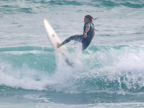How to Be a Beginner Surfer