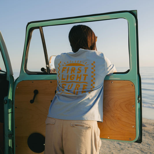 Boxy retro surf womens crop tee