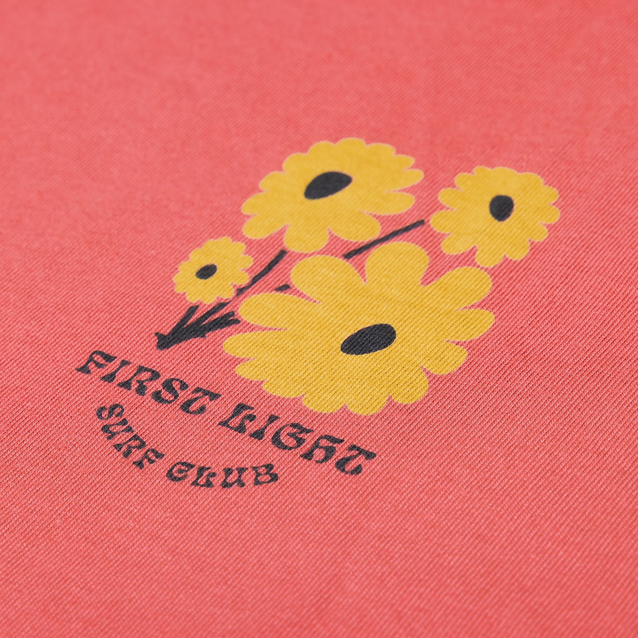 marble sud / Wildflower タックスリーブtee Easel Terry Knit Pullover Top with Flower Patch Details in Sage